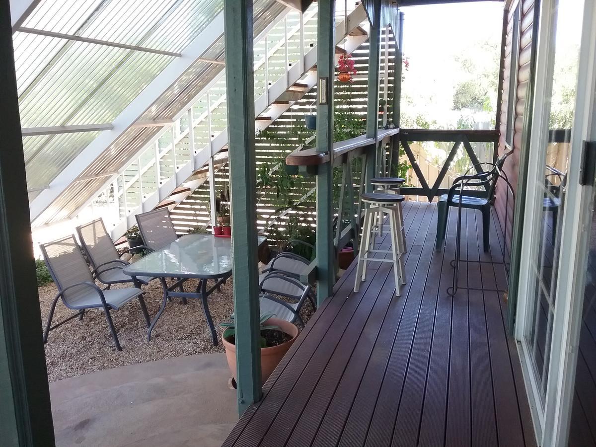 Sonja'S Bed And Breakfast Lightning Ridge Exterior photo